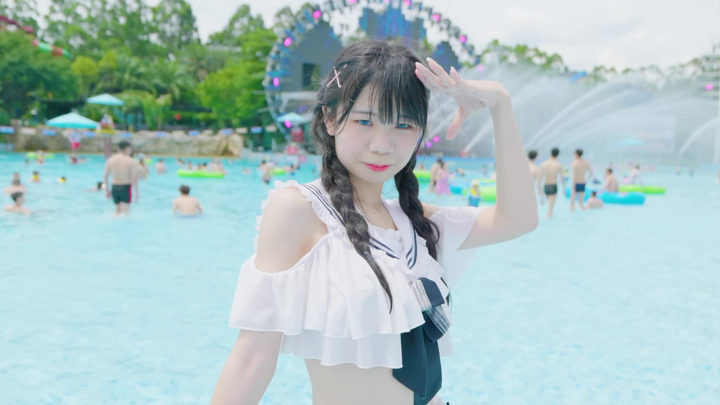 In cool summer, come to see the girls by the pool dancing summertime [pudding]