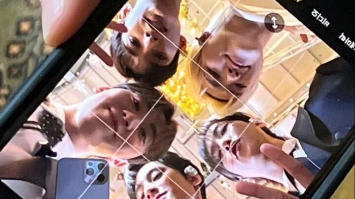 ① بغض النظر عن عدد المرات التي أراها فيها، سأضغط على فيديو الرقص القصير للشخص الثاني