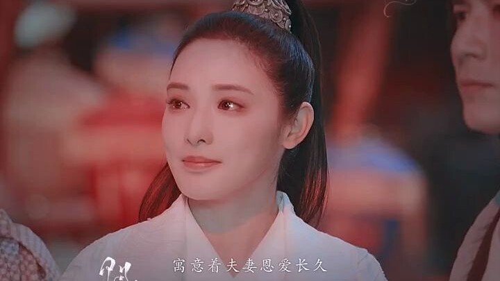可她们的花胜从来都没有真的戴上