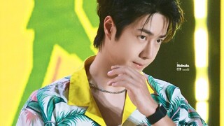 ในตอนแรกของ "การสำรวจดินแดนใหม่" หวังอี้ป๋อไม่เพียงแต่โดนปลิงกัดเท่านั้น แต่ยังได้แสดงความสามารถอันย