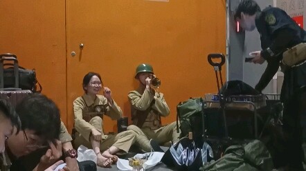 Chiang Kai-shek pun tak bisa menahan tawanya