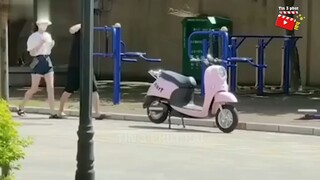 Nó lại khớp đến từng chi tiết luôn