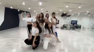 【金玟池MINJI】NewJeans 7 members practice dance to 'Say So' by Doja Cat （补档）240721