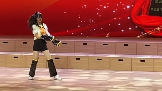 School Cultural Festival shallow dance inferior "not cosplay, just dance"