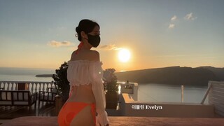 Evelyn: bikini