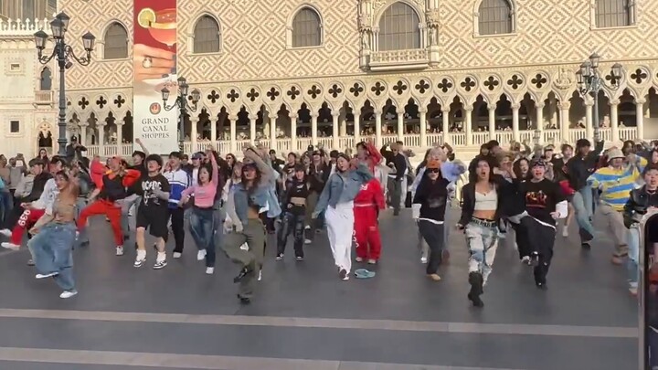 [Street Warriors] ลาสเวกัสบุกโรดโชว์ BTS RUN+HANGSANG โชว์เต้นกลุ่มใหญ่ ถ่ายทอดสดเต็มรายการ