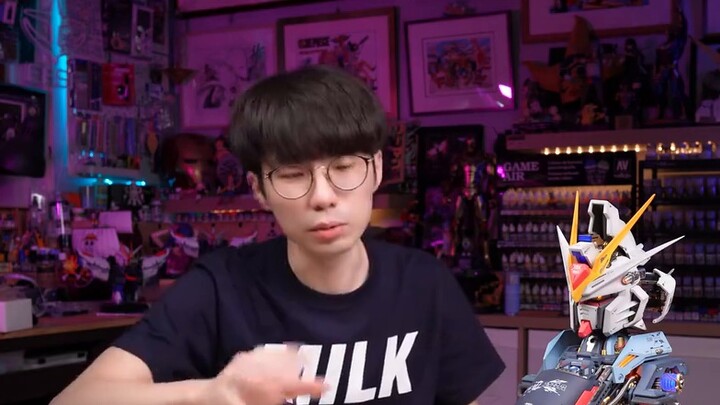 Mở hộp vật phẩm thần thánh! Thành phẩm được sơn GK miễn phí tấn công ~ Bức tượng bán thân áo giáp nổ