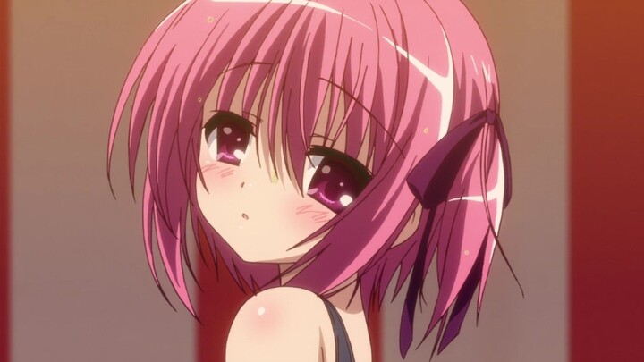 The girls in the anime who are full of tricks make the male protagonist at a loss