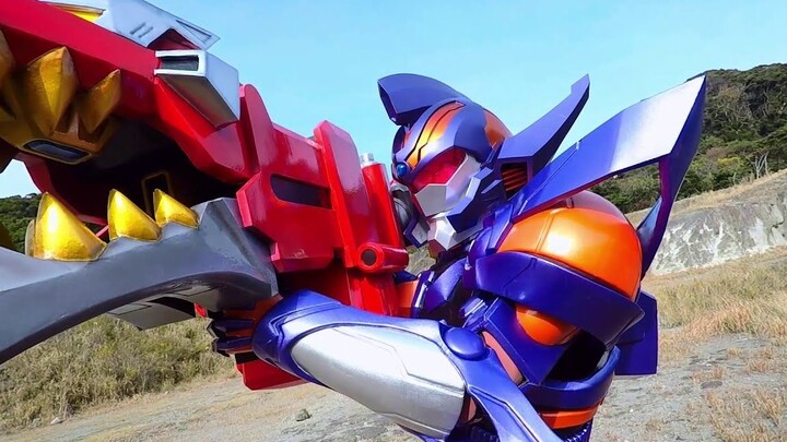 บลูเรย์และดีวีดี PV โบนัส "SSSS. Electro-optical Machine King" วางจำหน่ายแล้ว