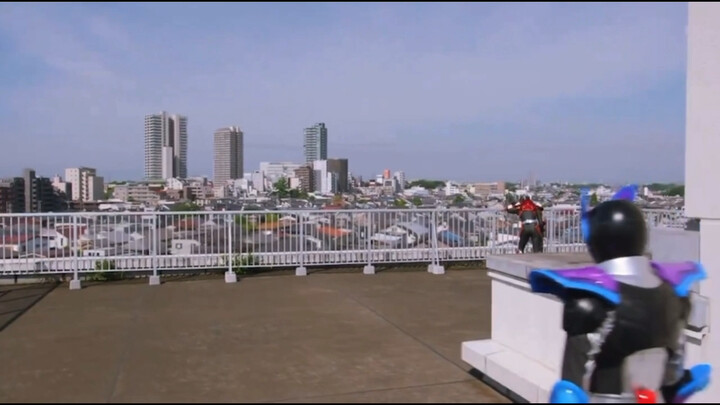 Nghe đoạn nhạc của Gabu cứ thấy quen quen, rồi mới nhận ra không chỉ có nhạc đâu, mà mọi thứ đều khớ