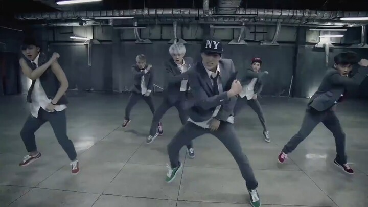 อดีตราชัน