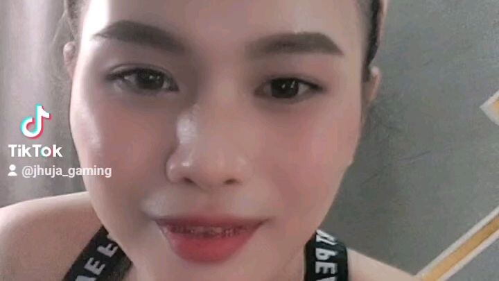 isang araw na niloko kaya di na nagtiwala