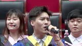 Qingdao University graduation ceremony flash mob video, a high-pitched song "The Wind Rises" blew up