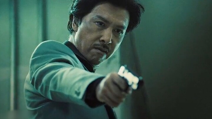 เล่ยหลัวขอให้ปั๋วหาออมหน้าให้เขา ลืมความบาดหมางส่วนตัว แต่ปั๋วหาผู้ดุเดือดกลับตัดหูเฟยจื่อต่อหน้าเขา