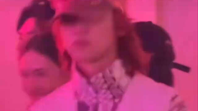 ซูหมิงห่าวและหวางเจียเอ๋อร์กอดและทักทายกัน! น่ารักจัง! ต่อมา เสี่ยวป้าก็อยู่ในเฟรมเดียวกับวิคตอเรีย 