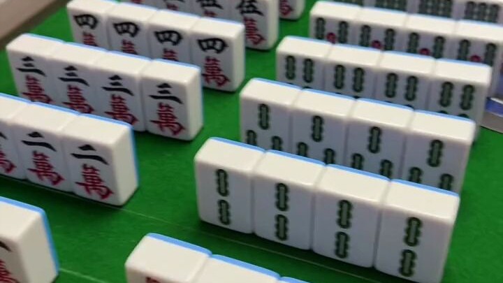 Lúc không có việc thì cũng cần phải họp nhỉ?