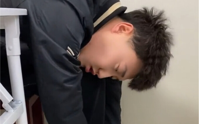 代入感很强，我已经睡了一节课了