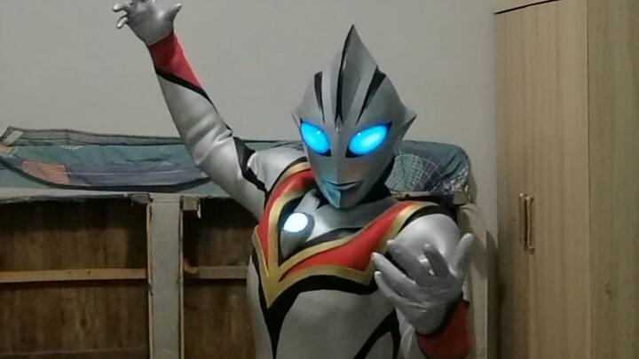 Look at my heroic power, I am simply a god!
