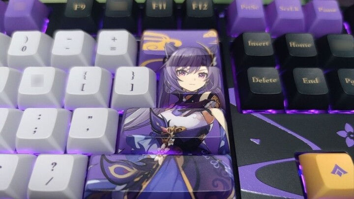Unboxing the Keqing keyboard