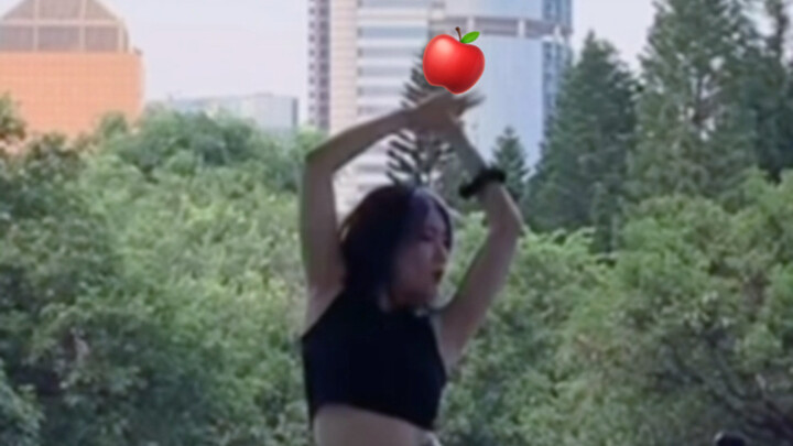 The Hard-to-Pick Apple Ringo-ITZY