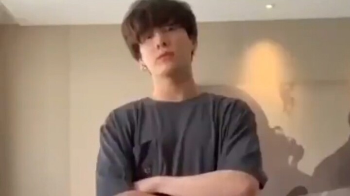 พี่ครับ แต่ก่อนสไตล์ของพี่โหดมากเลยนะ