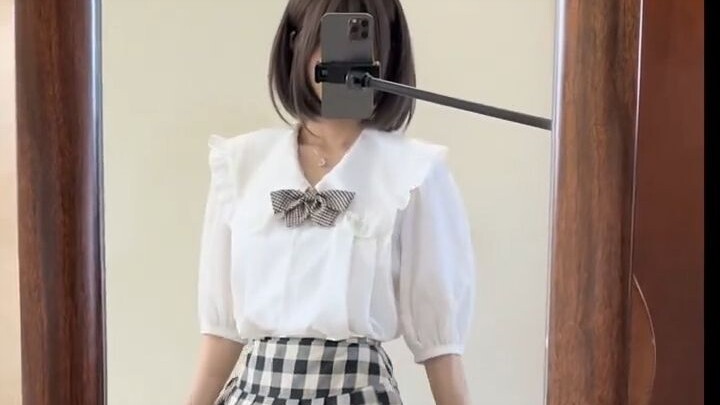 4 JK outfit transformations—Which one do you like best?