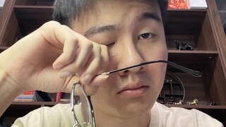 My younger brother scored 391 on the college entrance exam and still wants to apply for an undergrad