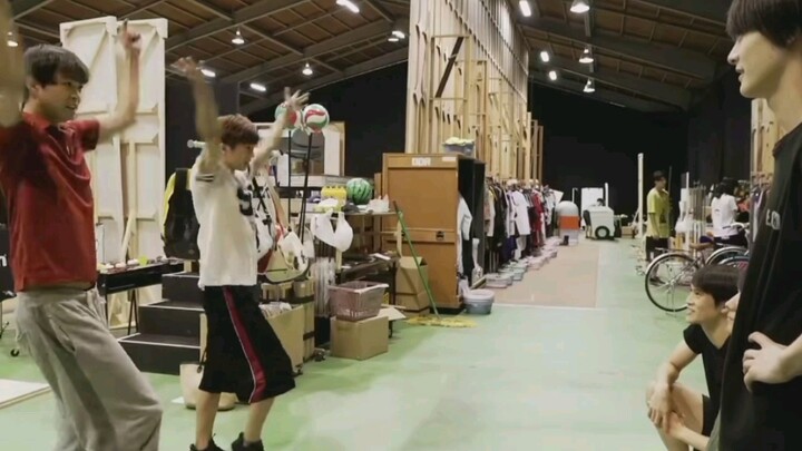 How different are the dances performed by the different dancers in Xiaogu?