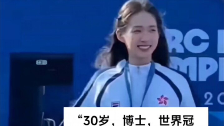TikTok rộn ràng bàn tán về nhà vô địch kiếm ba cạnh Giang Mân Huệ, nhiều người còn nói rằng ngay cả 