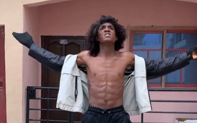 Loạt video bắt chước của anh chàng tinh thần nước ngoài: AJ Styles