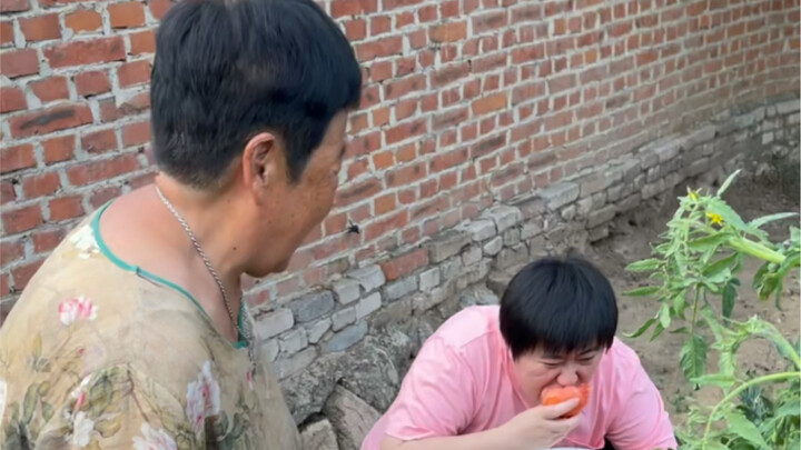 พอพี่สาวของฉันไปเจอคุณยายเถียน ฉันก็รู้สึกหวั่นใจมากเลย～