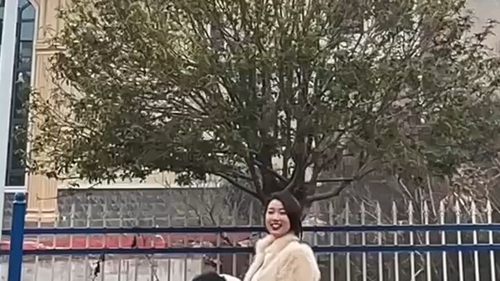 You've got to set off big firecrackers during the New Year!