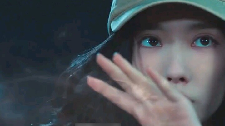 Phần 2 của "Under the Alien" là về trận chiến ở Làng Biyou. Thật tuyệt.