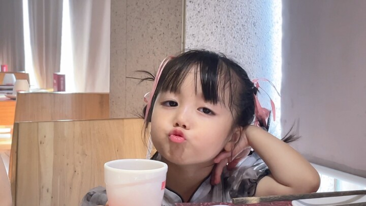 เหมือนกับท่าทางที่แฟนหนุ่มทำแบบขอไปทีเป็นอย่างยิ่ง