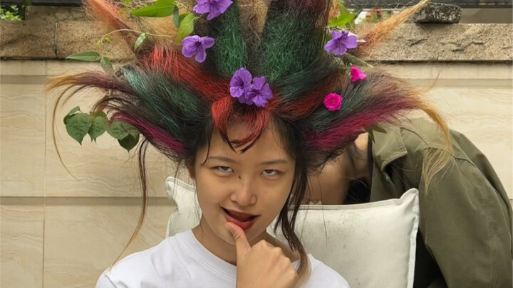 ผลงานล่าสุดของผู้หญิงหลายเรื่องในเดือนตุลาคม