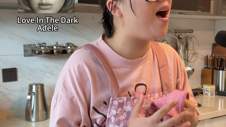 Love in the dark—Adele hasn’t been doing any cosplay lately; she’s hit a creative wall. Guys, can yo