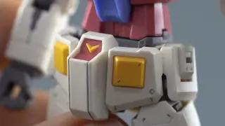 [Comment on the head and the foot] Is it the best for all generations? Bandai HG Beyond the Global E