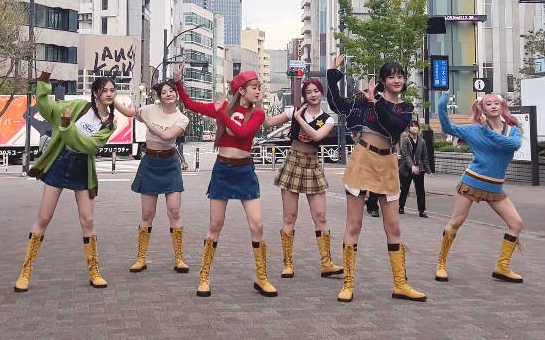 STAYC's NIGHT DANCER Dance Challenge