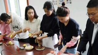 上班摸鱼？不可能！我们要卷死其他部门！