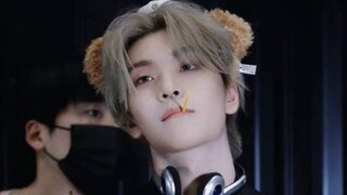 Lost 18-year-old Chinese junior in Korea also left Guangzhou | Stray Kids "S-Class" cover He Xinlong