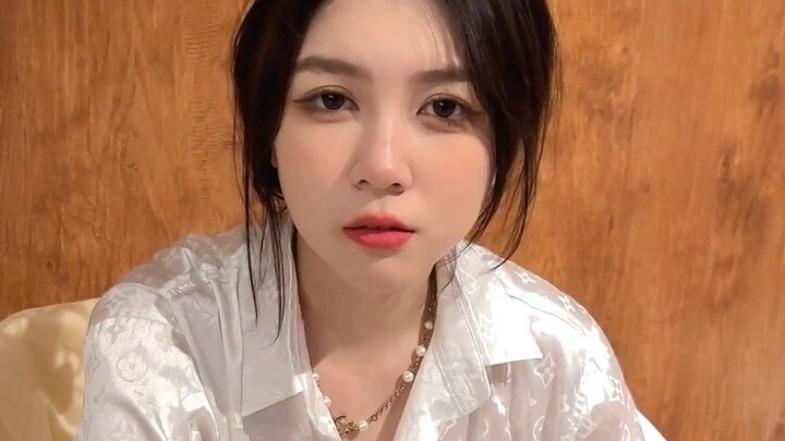 I'll knock your head sideways!