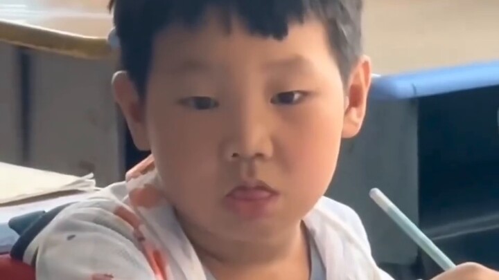 The large-scale documentary "A Strange Childhood" continues to be broadcast for you!