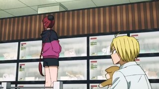 Shen and Lu were relaxing in the pet shop when Su, the prisoner sentenced to death, appeared.