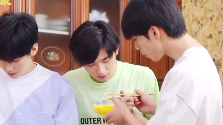【Wen Xuan】Am I fat? It’s all because you’ve been feeding me!