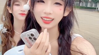 因为她~刚~满~18~岁~