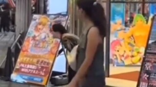 Gambling Dog TV: After losing everything, a Japanese gambling dog transforms into a Tyrannosaurus Re