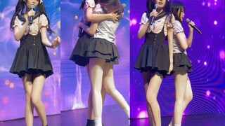 There is actually 170 loli up at the scene, the ground idol performance live shot