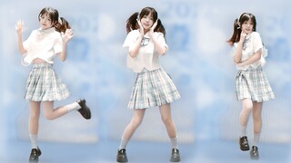 【kiki】I’m so sorry that I almost fell down during my first live session😅💧<cute くてごめん>