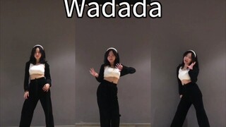 Các nữ sinh trung học cố gắng nhảy wadada vào cuối tuần
