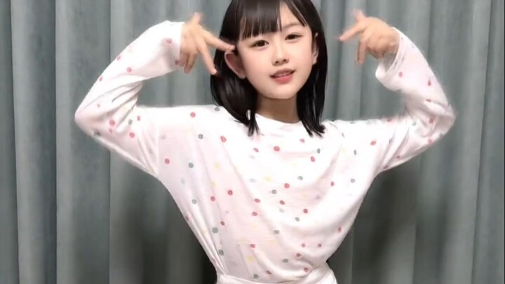 9-year-old cutie~ [It’s Meimei Lin!]